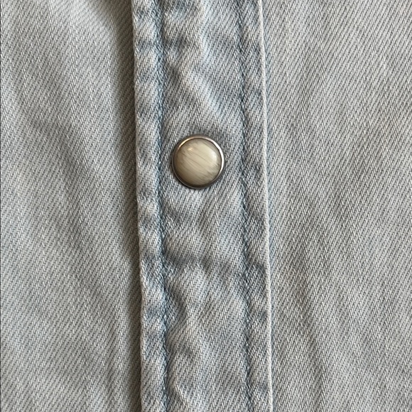 Guess Light Blue Denim Button-Up Cotton Shirt, Size XL - Picture 5 of 10
